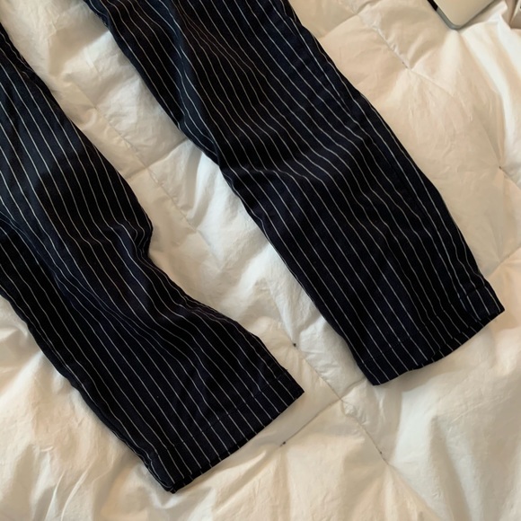 BRANDY MELVILLE STRIPED NAVY PANTS - Picture 4 of 7